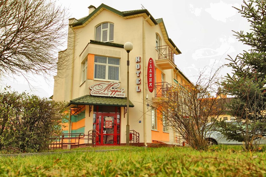 Slavia Hotel Grodno Exterior photo